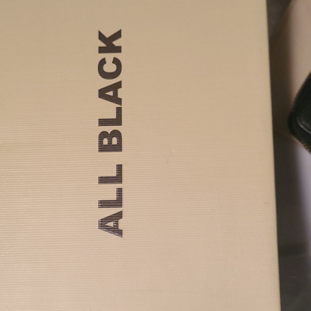 All Black Sr Furman  38 black and camouflage